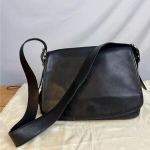 Vintage Coach 9332 legacy black flap bag